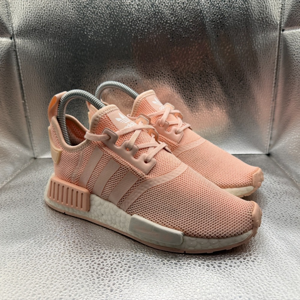 Size 3.5 Adidas‎ NMD-R1 Pink White Womens Lace-Up Comfort Running Shoes EE6682